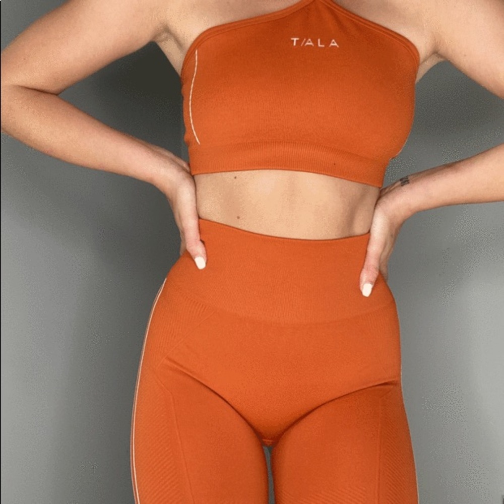 TALA Verve Shorts LARGE